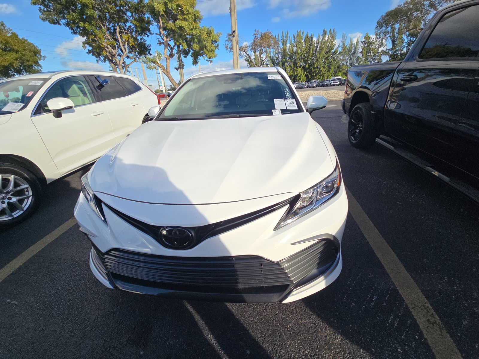 2024 Toyota Camry LE FWD