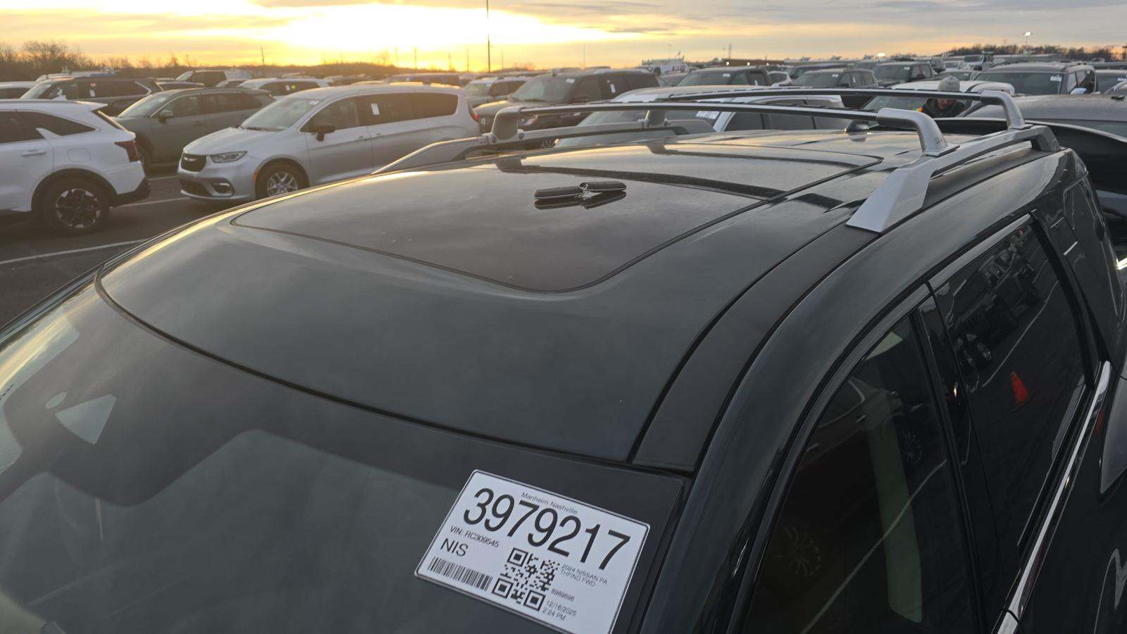 2024 Nissan Pathfinder Platinum FWD