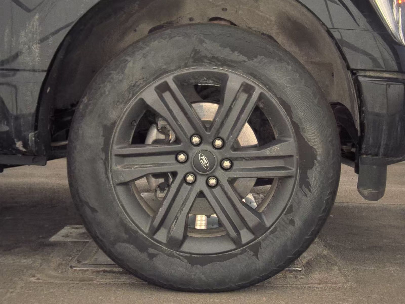 2023 Ford F-150 Hybrid Lariat AWD