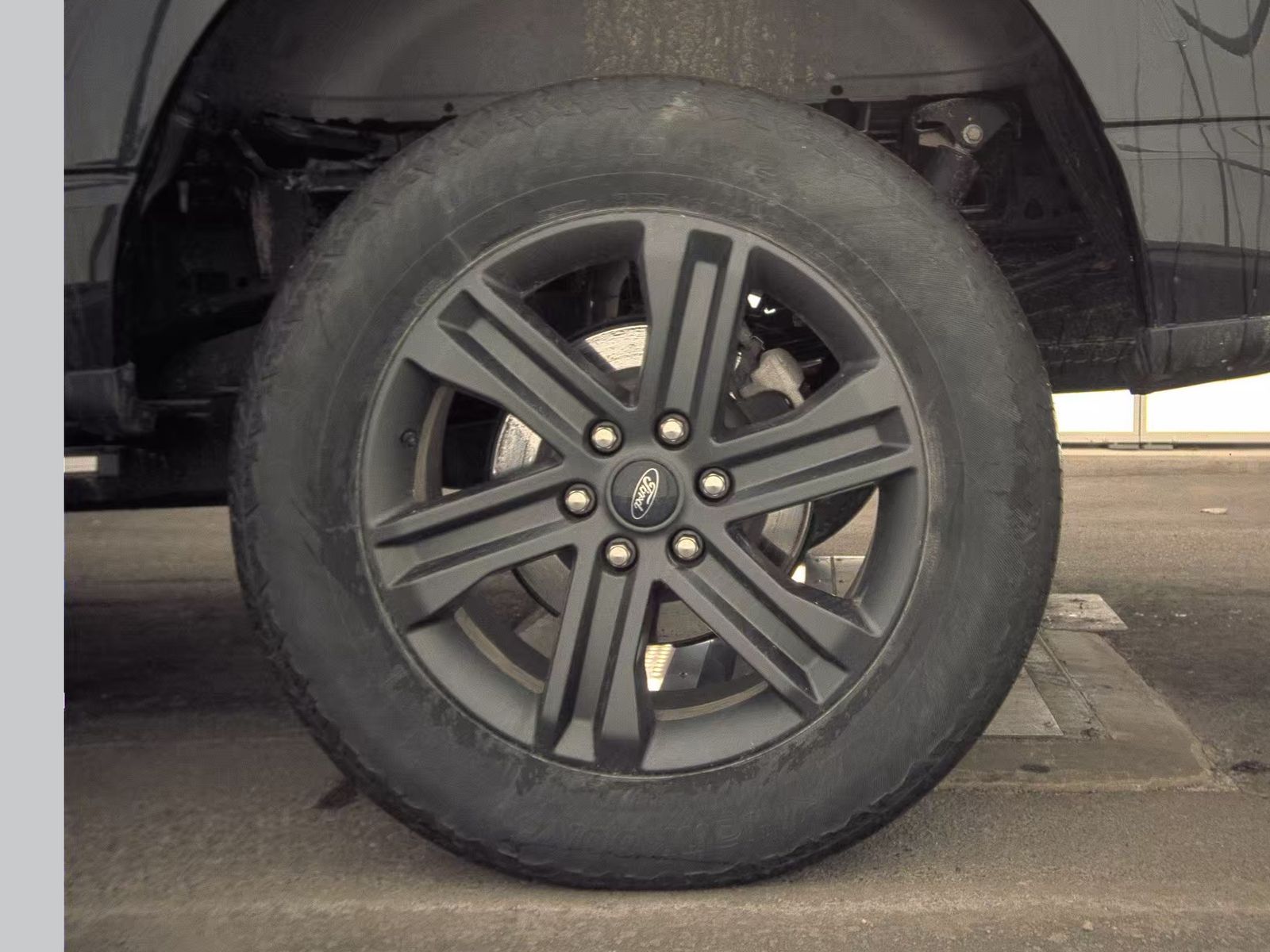 2023 Ford F-150 Hybrid Lariat AWD