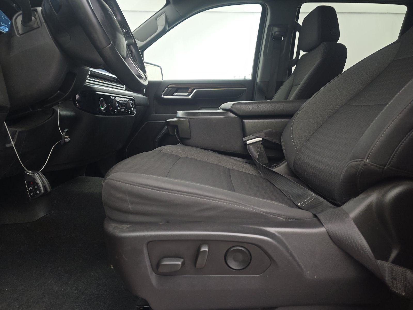 2023 Chevrolet Silverado 1500 RST AWD