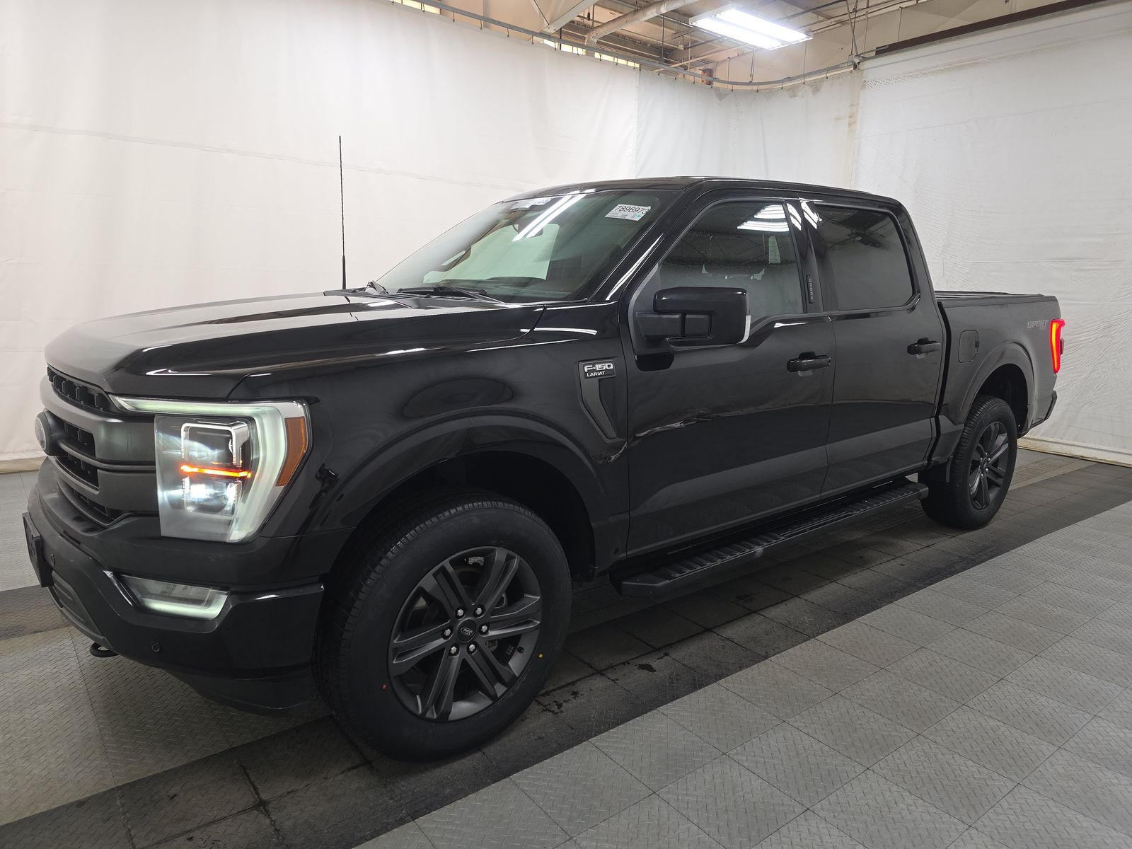 2023 Ford F-150 Lariat AWD