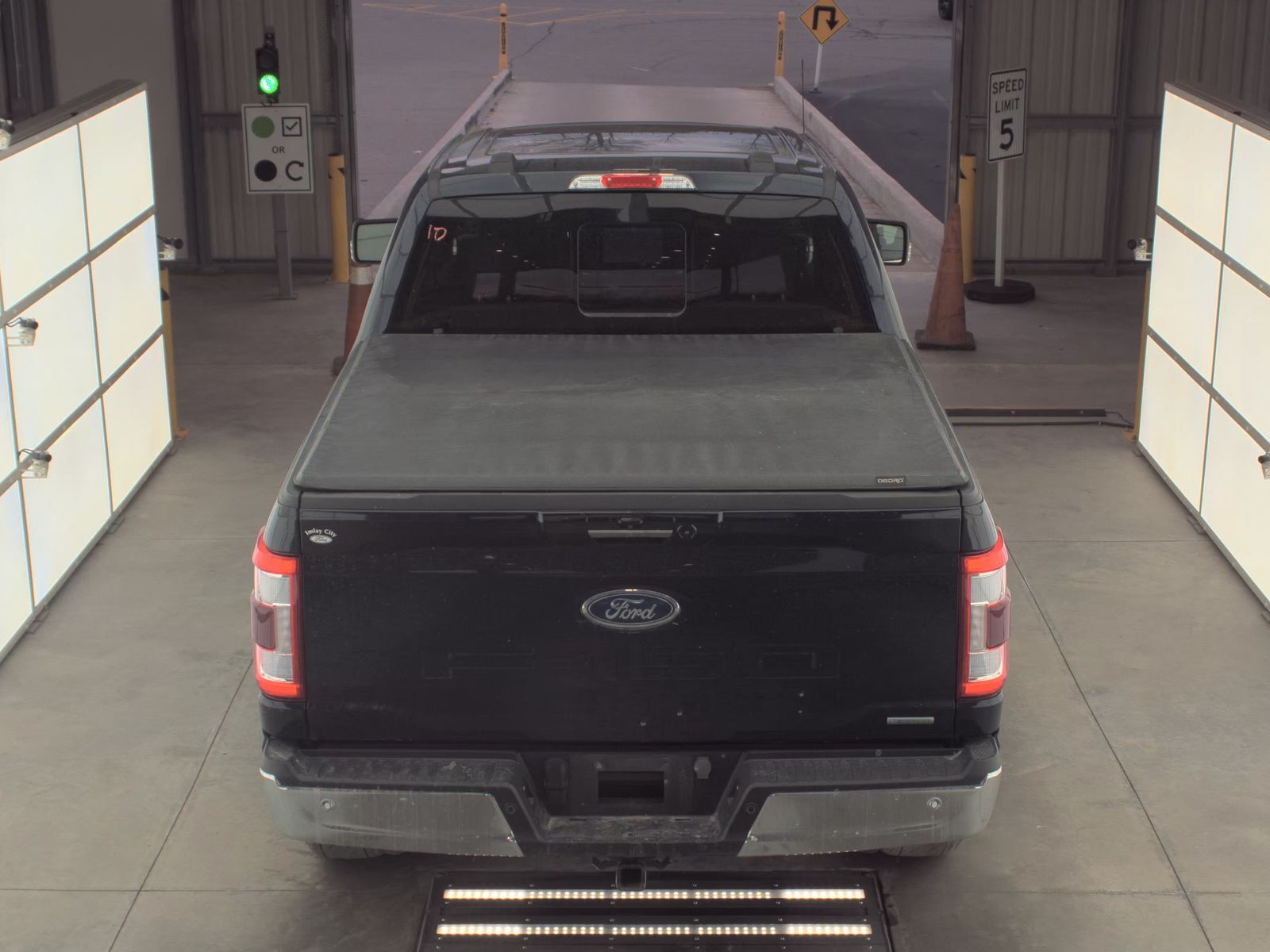 2023 Ford F-150 Lariat AWD