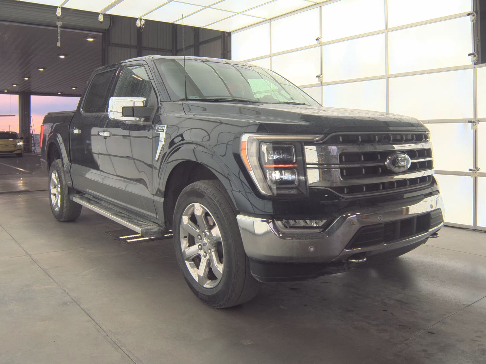 2023 Ford F-150 Lariat AWD