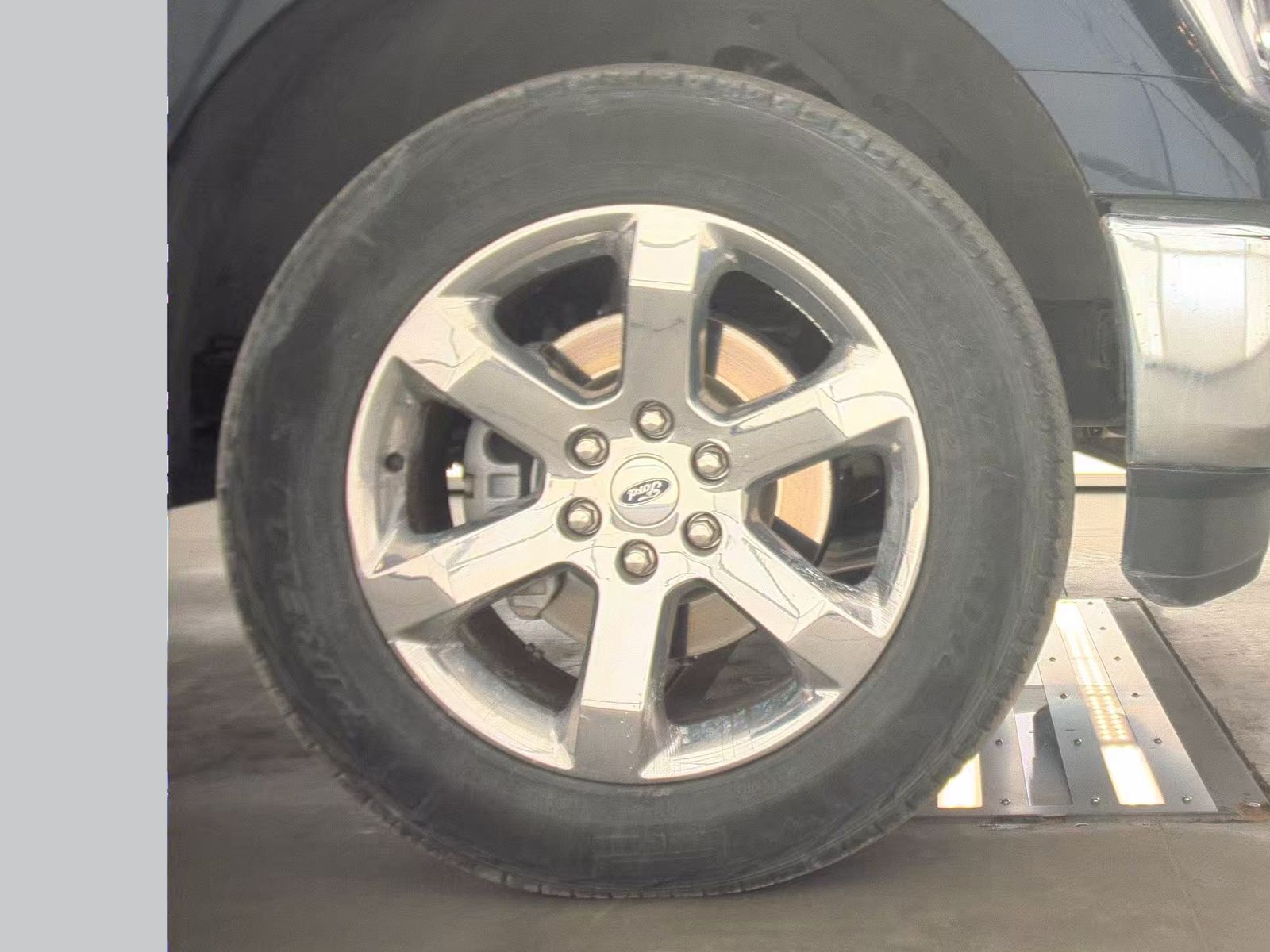 2023 Ford F-150 Lariat AWD