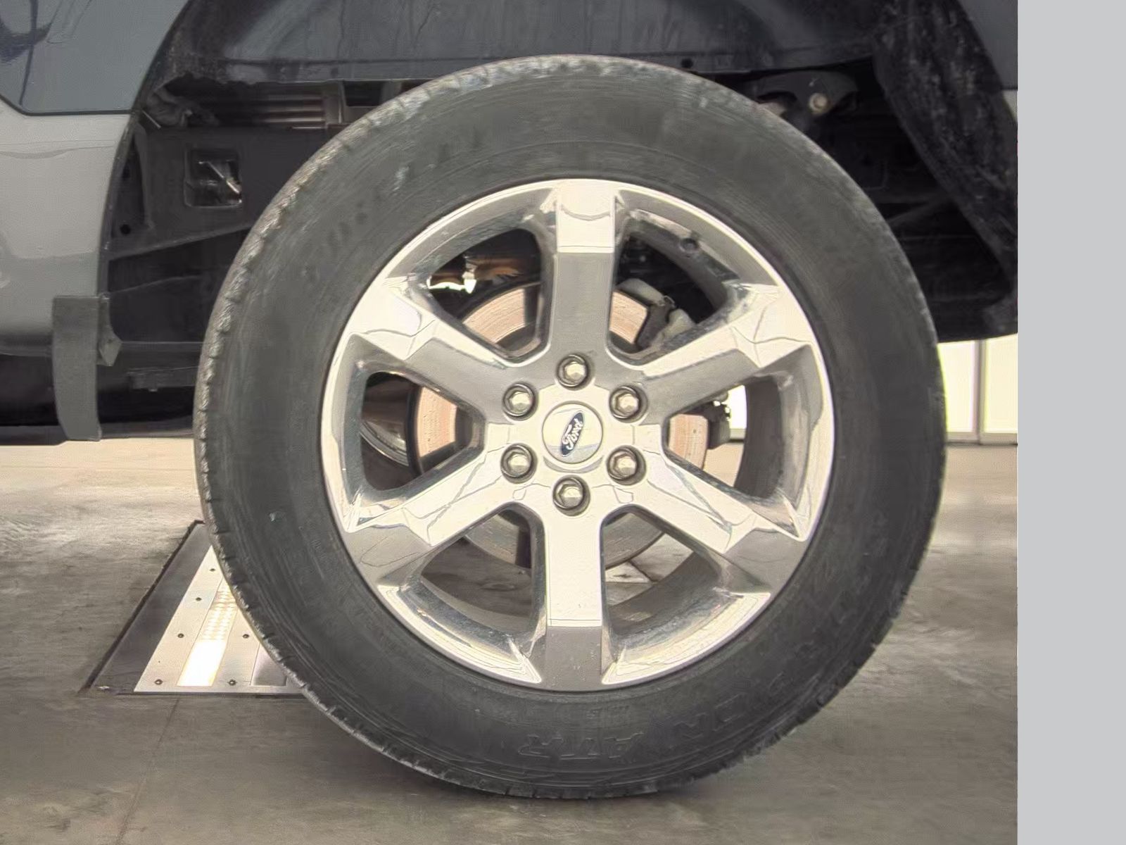 2023 Ford F-150 Lariat AWD