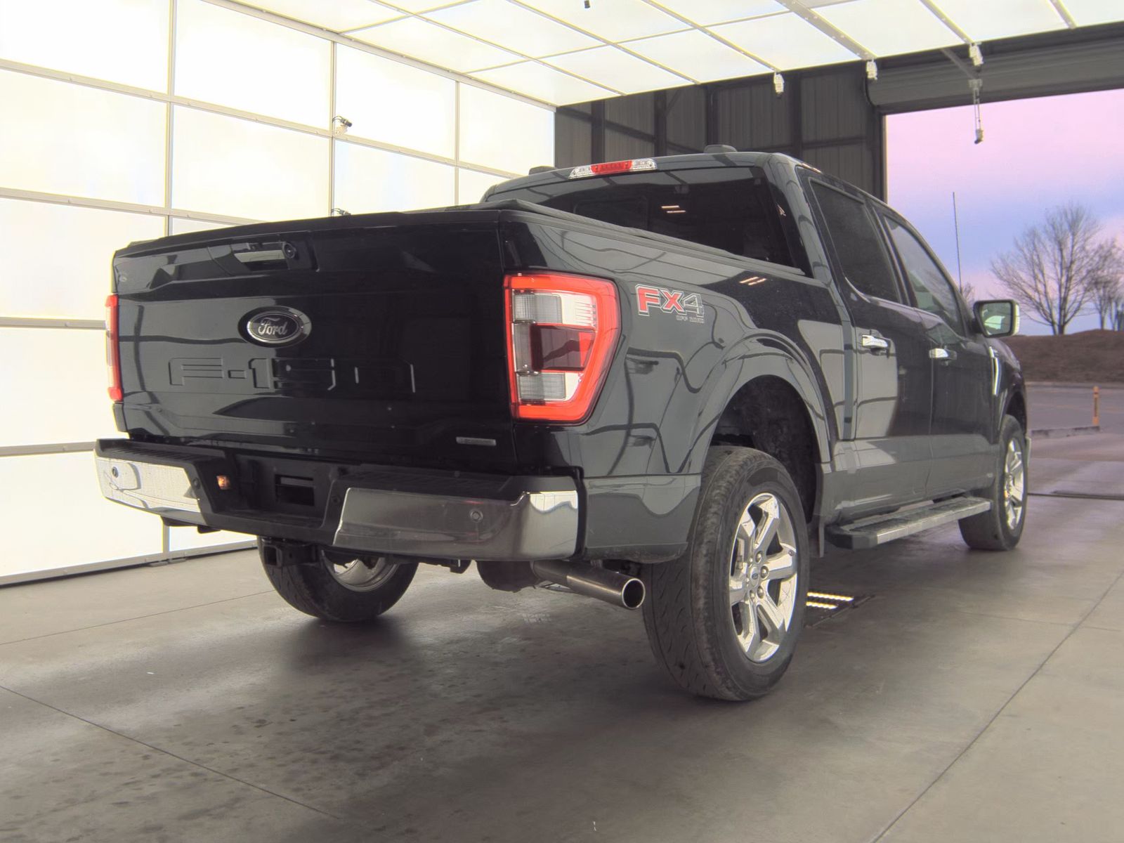 2023 Ford F-150 Lariat AWD