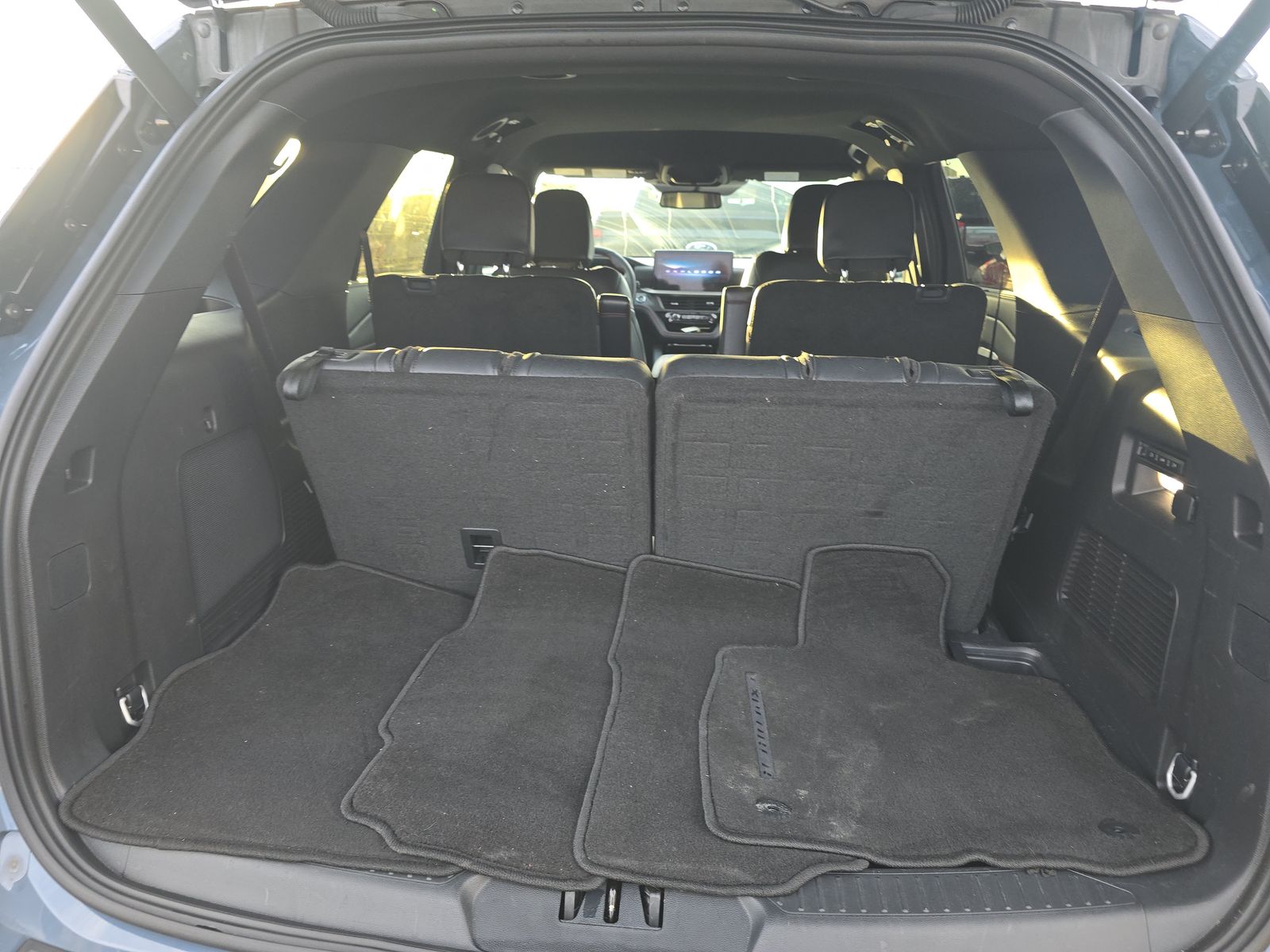 2025 Ford Explorer ST RWD