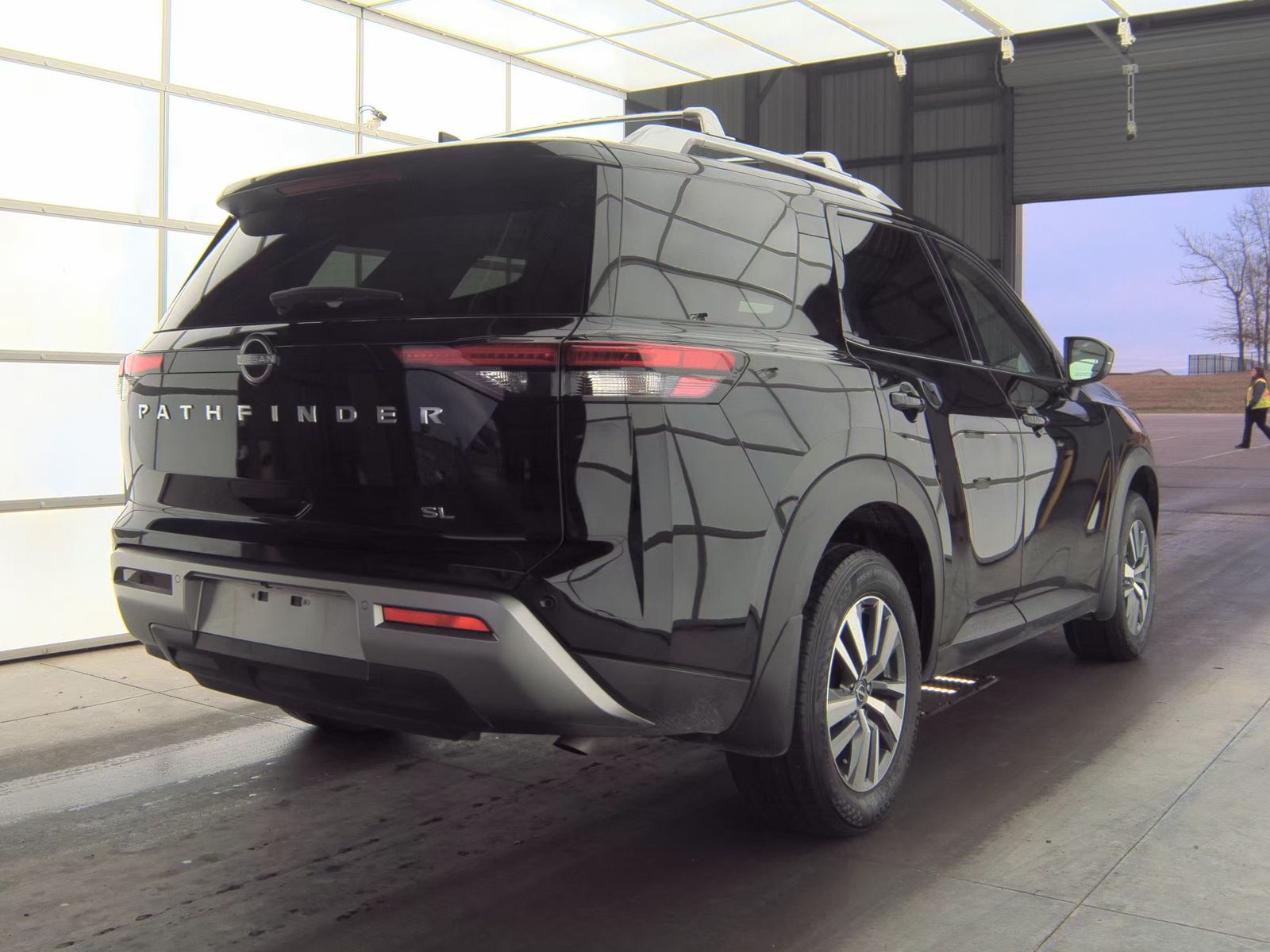 2024 Nissan Pathfinder SL FWD