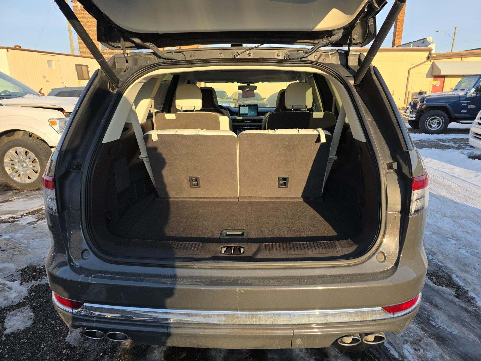 2023 Lincoln Aviator Black Label AWD