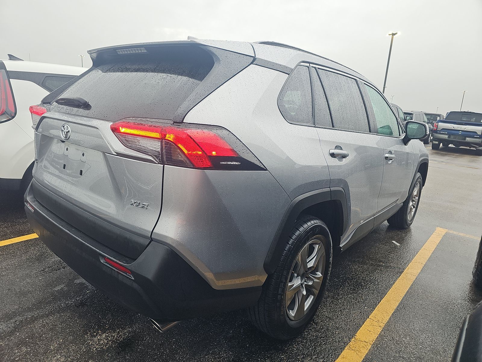 2024 Toyota RAV4 XLE FWD
