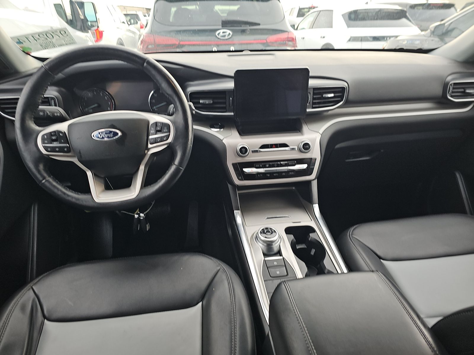 2023 Ford Explorer XLT AWD