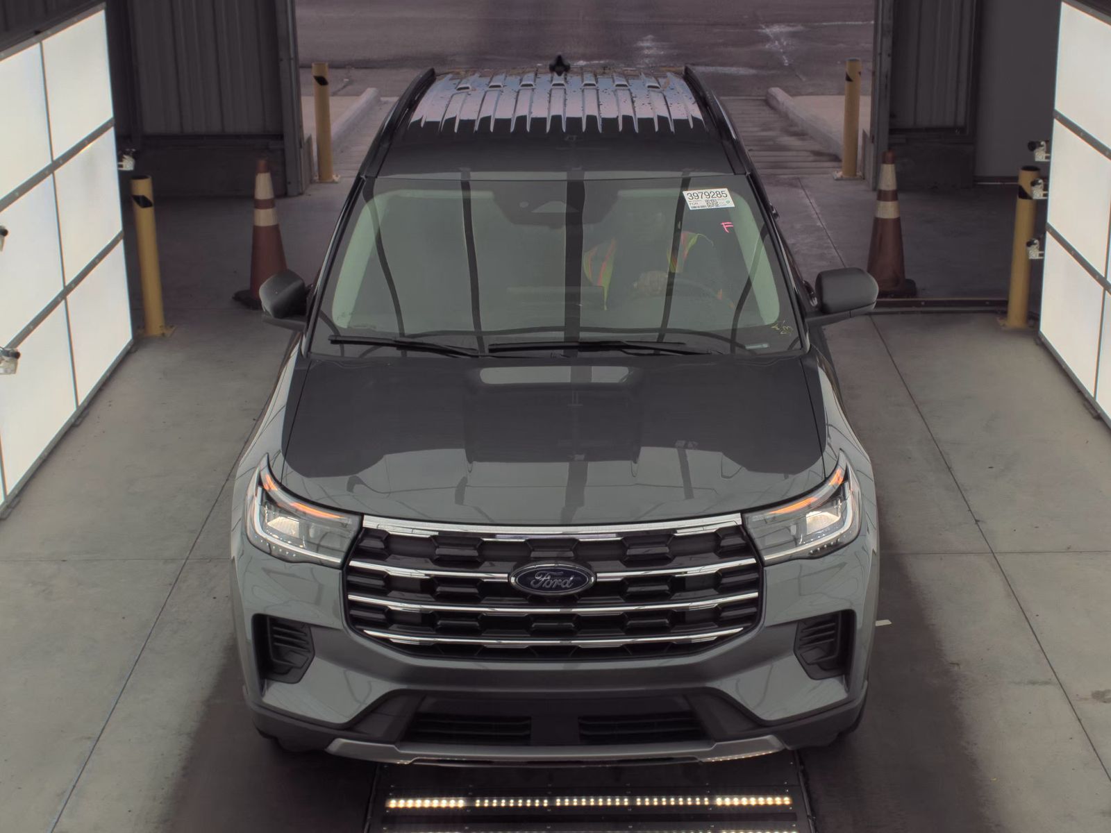 2025 Ford Explorer Active AWD