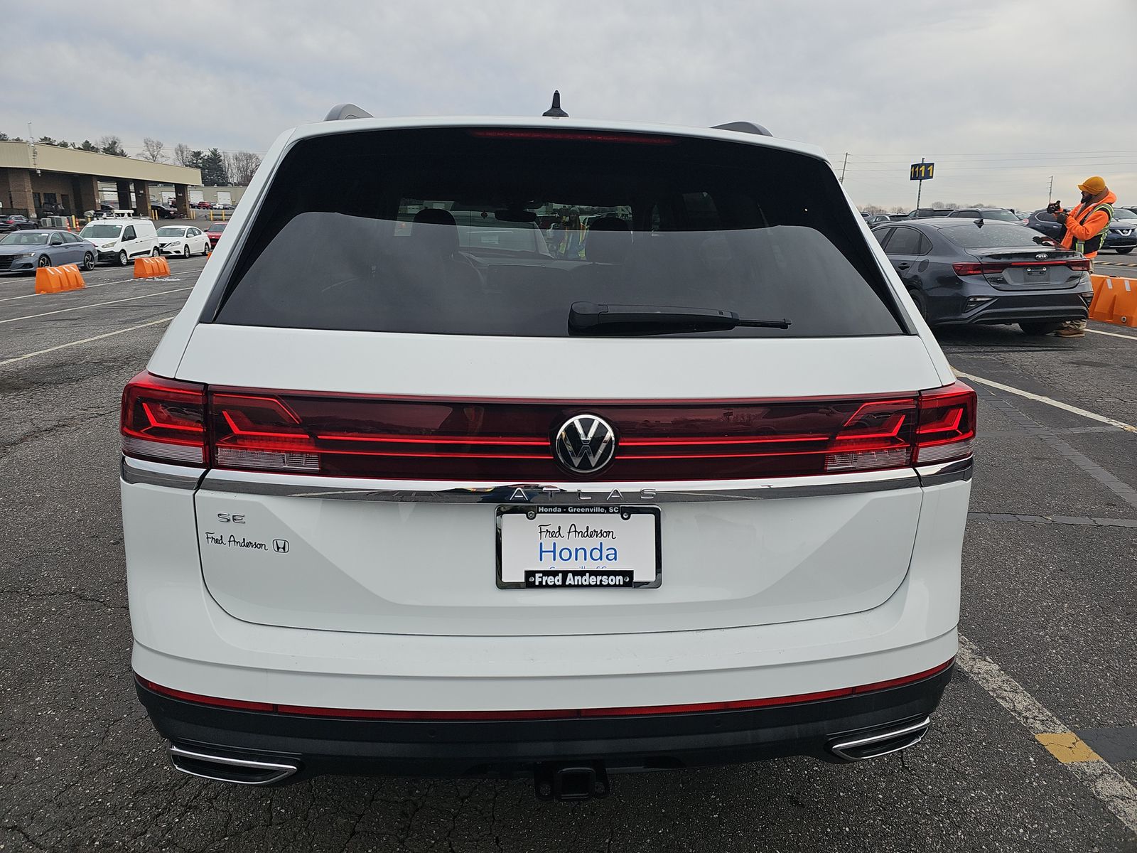 2024 Volkswagen Atlas 2.0T SE FWD