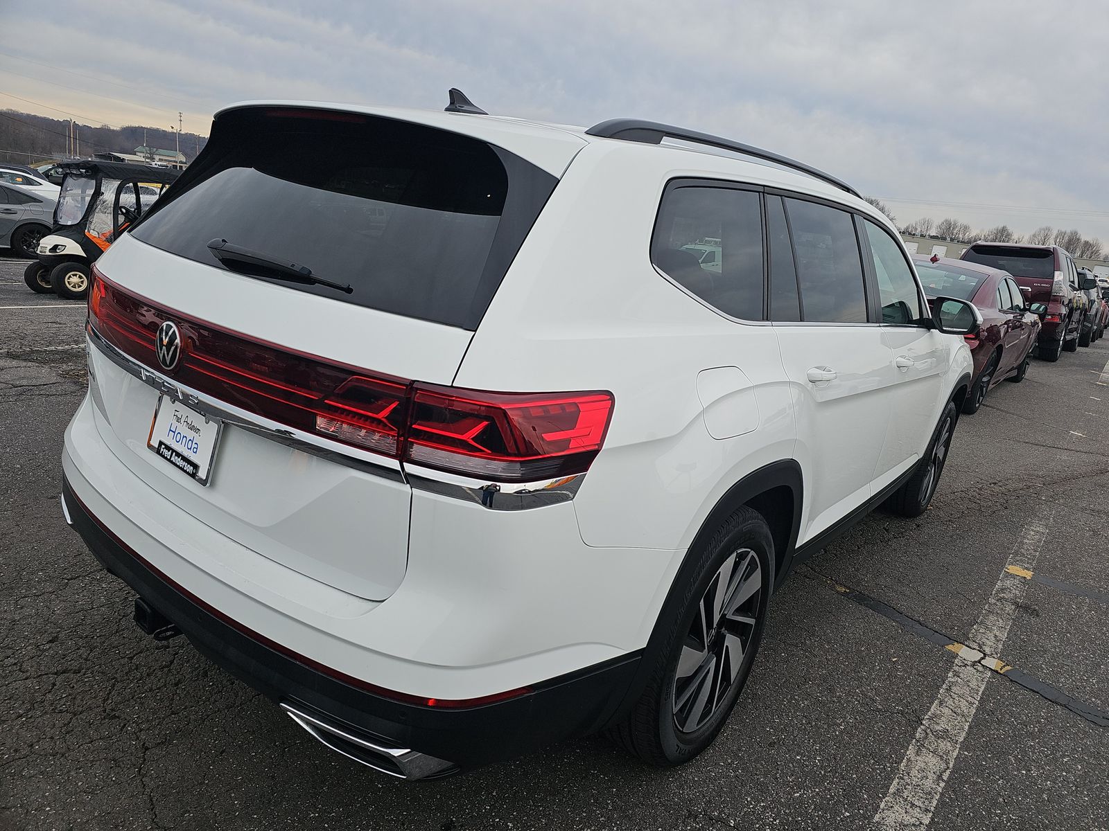 2024 Volkswagen Atlas 2.0T SE FWD