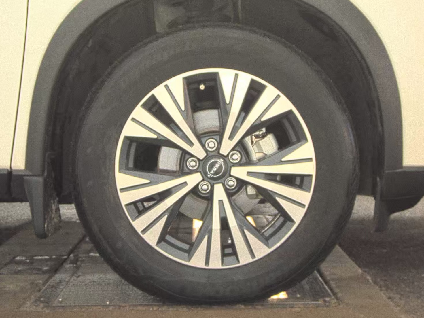 2023 Nissan Rogue SV AWD