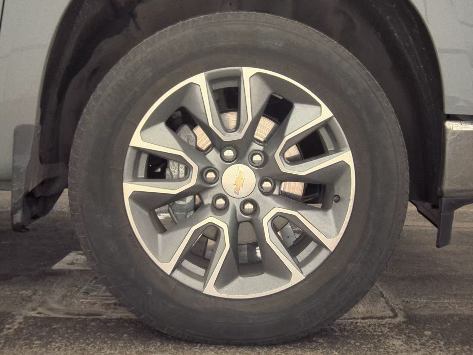 2024 Chevrolet Silverado 1500 LT AWD