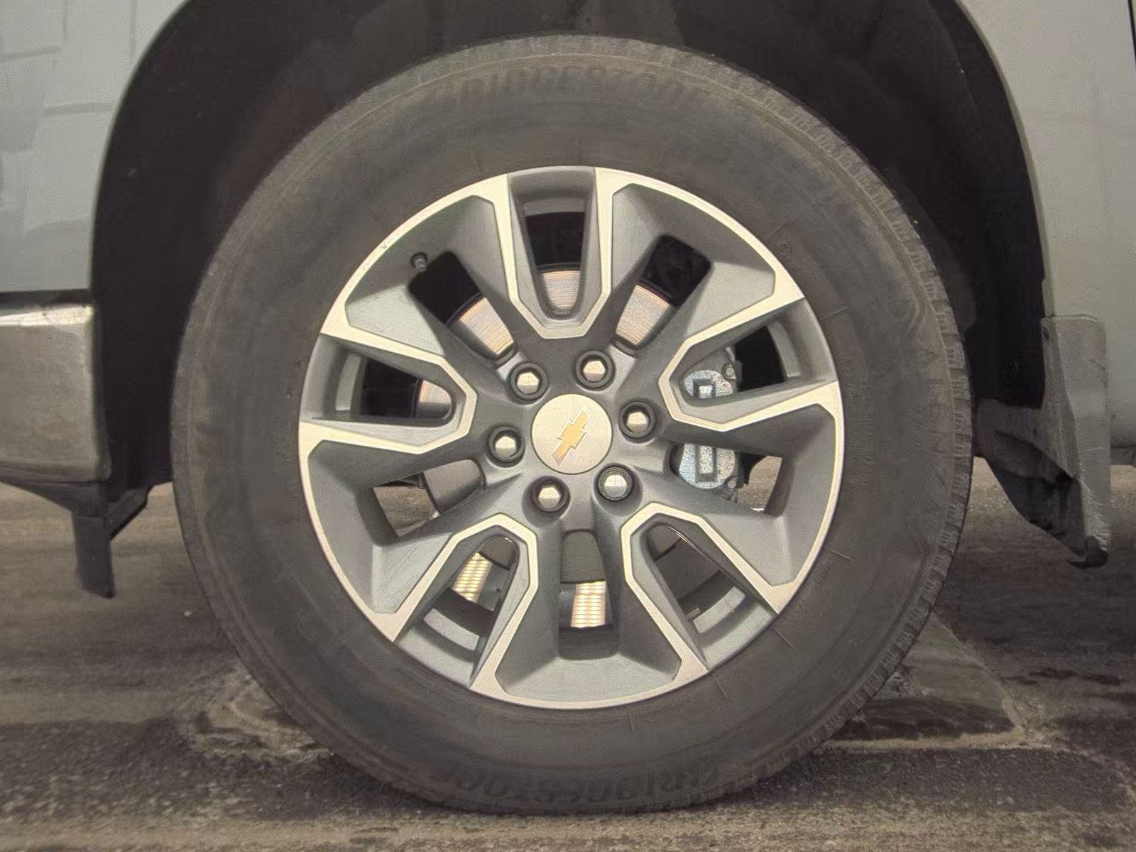 2024 Chevrolet Silverado 1500 LT AWD