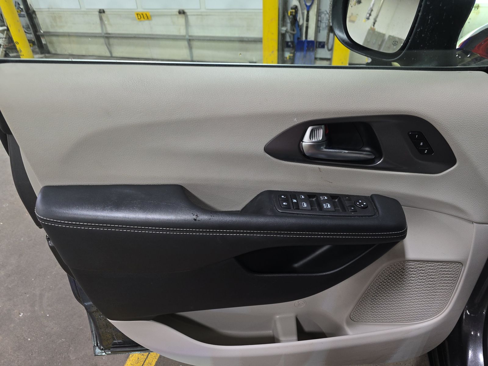 2023 Chrysler Pacifica Touring L FWD