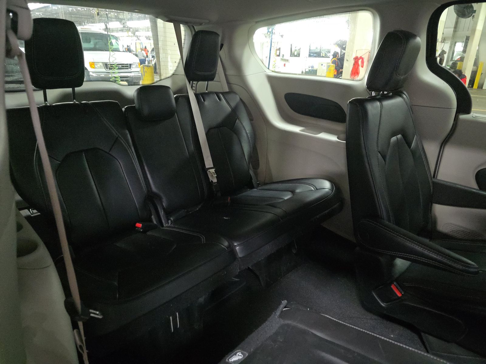 2023 Chrysler Pacifica Touring L FWD