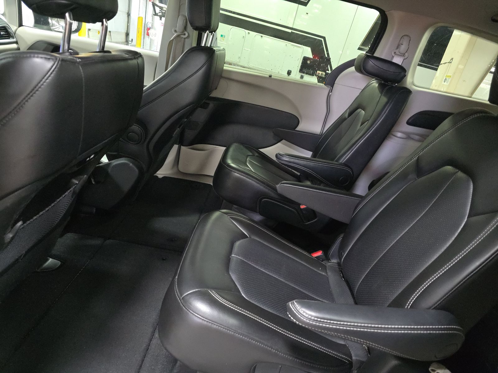 2023 Chrysler Pacifica Touring L FWD