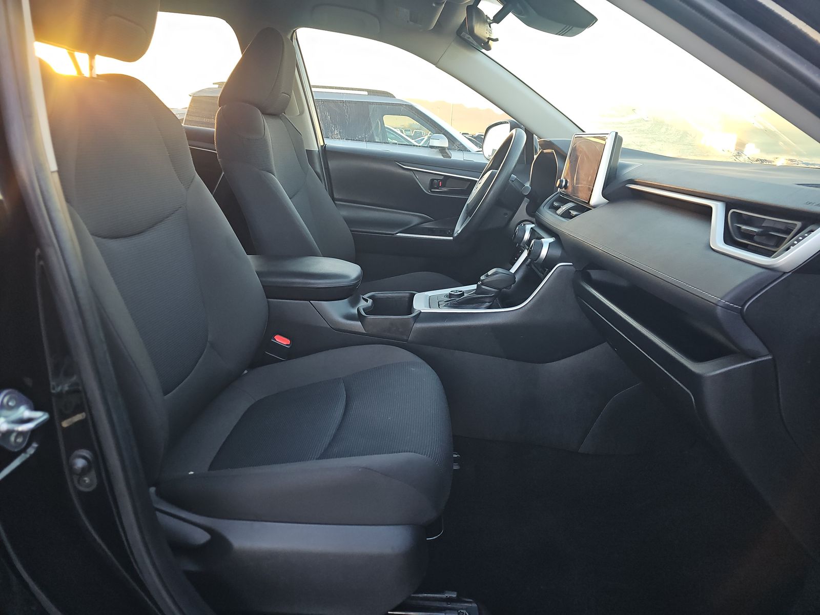 2024 Toyota RAV4 Hybrid LE AWD