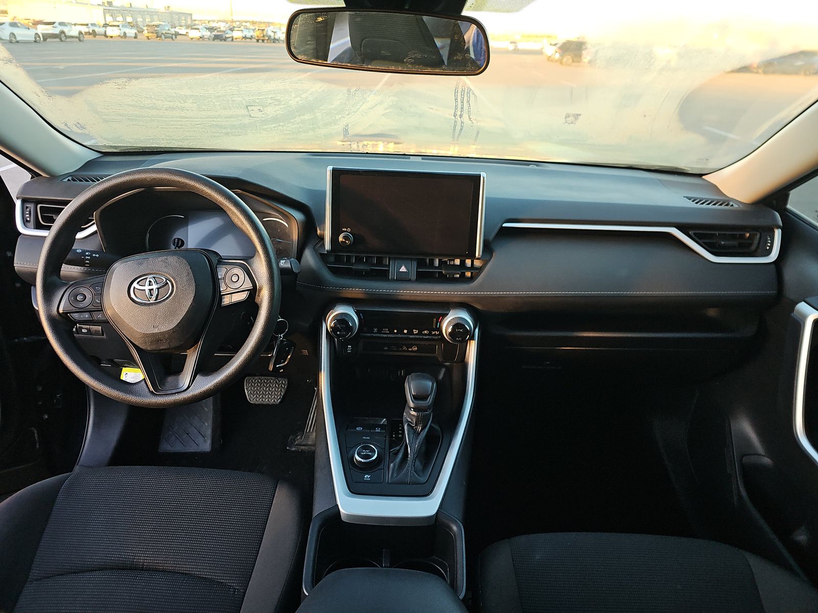 2024 Toyota RAV4 Hybrid LE AWD