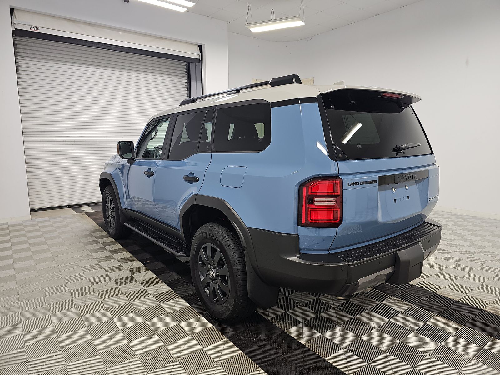 2025 Toyota Land Cruiser Base AWD