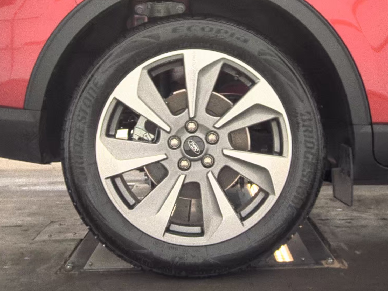 2025 Ford Escape Hybrid Platinum FWD