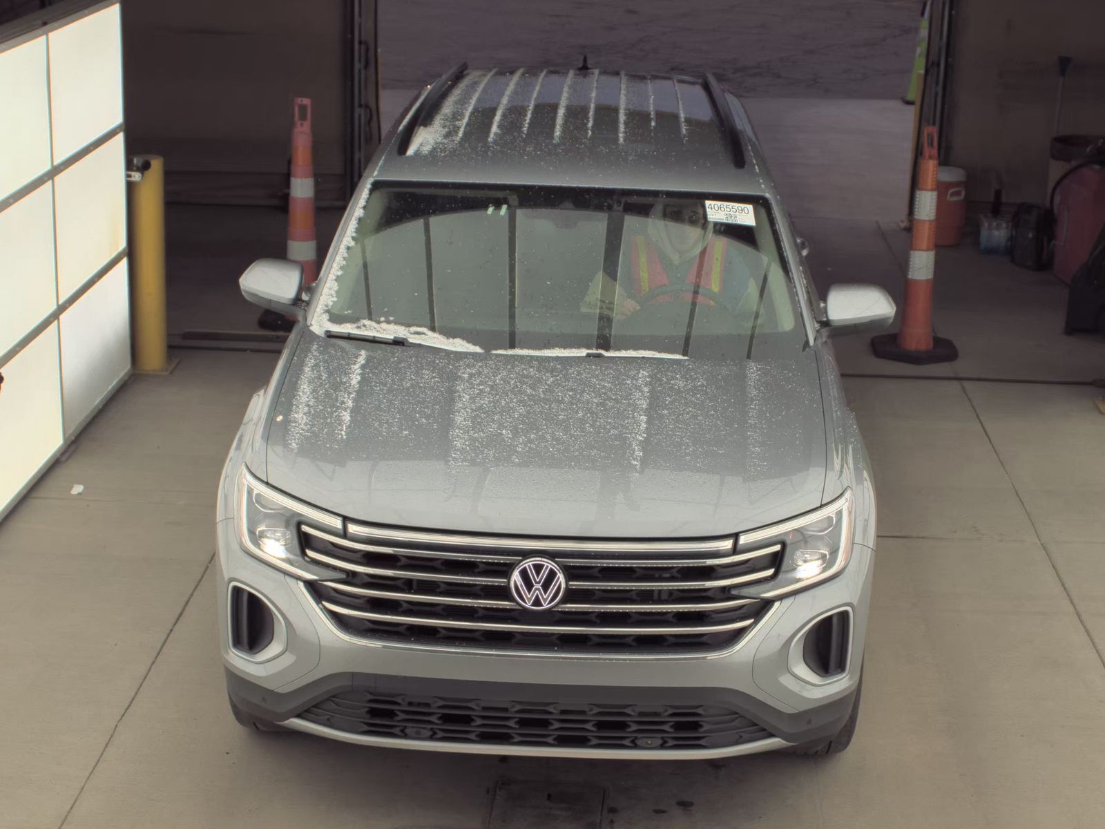 2025 Volkswagen Atlas 2.0T SE AWD