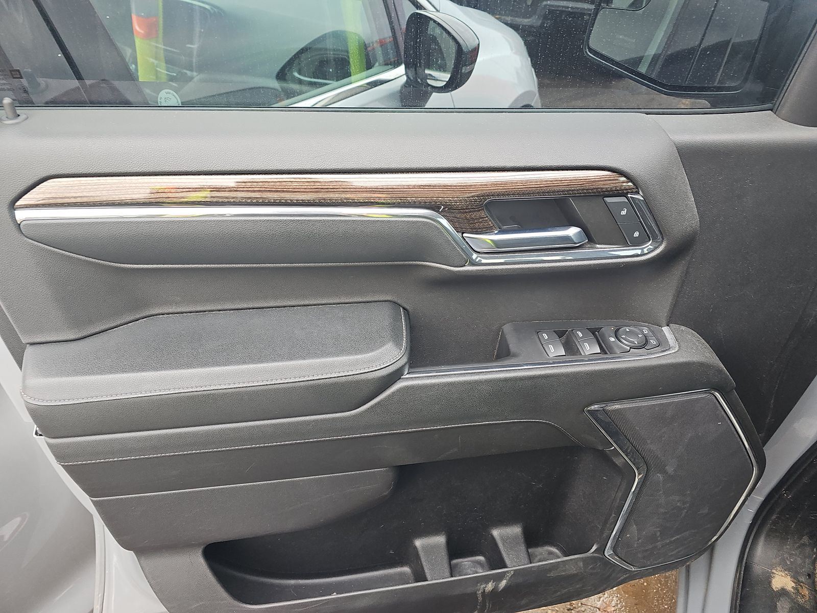 2024 Chevrolet Silverado 1500 LT AWD