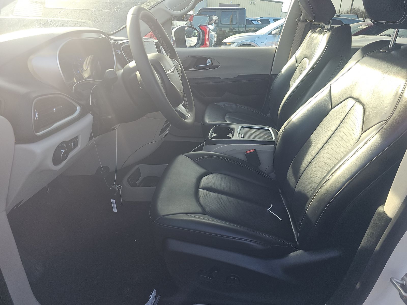 2023 Chrysler Pacifica Touring L FWD