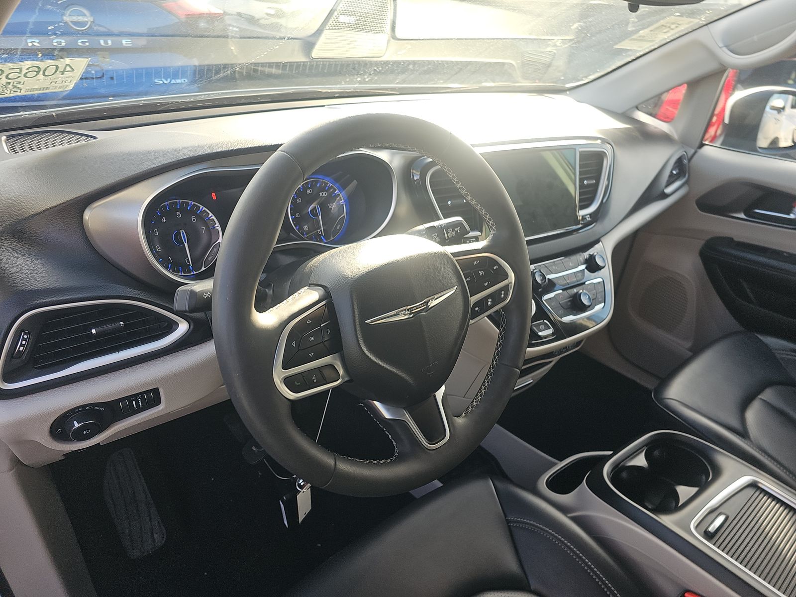 2023 Chrysler Pacifica Touring L FWD