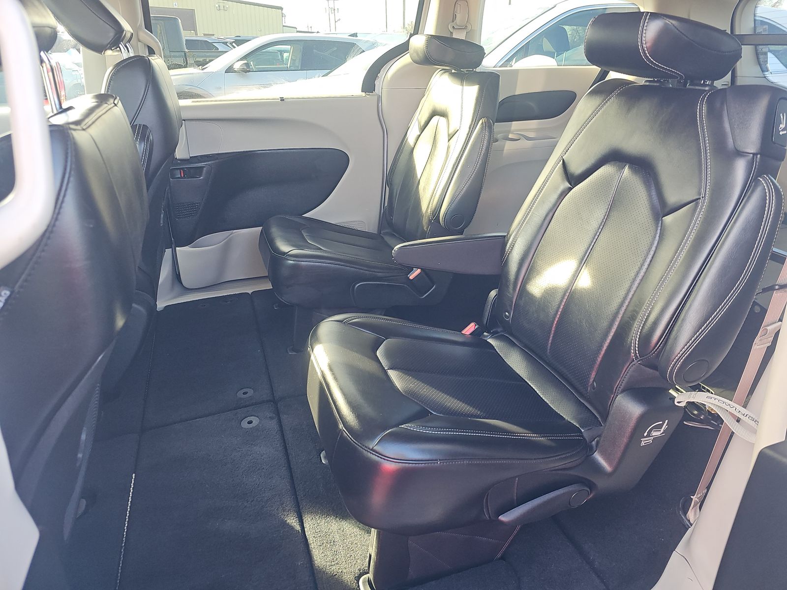 2023 Chrysler Pacifica Touring L FWD