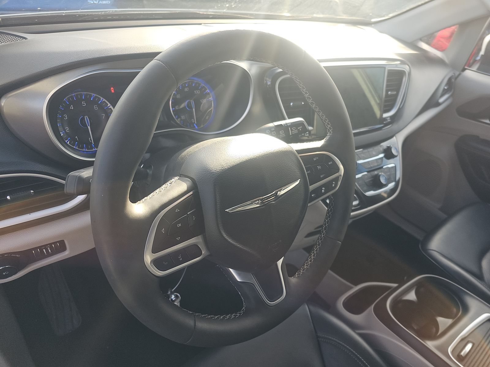 2023 Chrysler Pacifica Touring L FWD