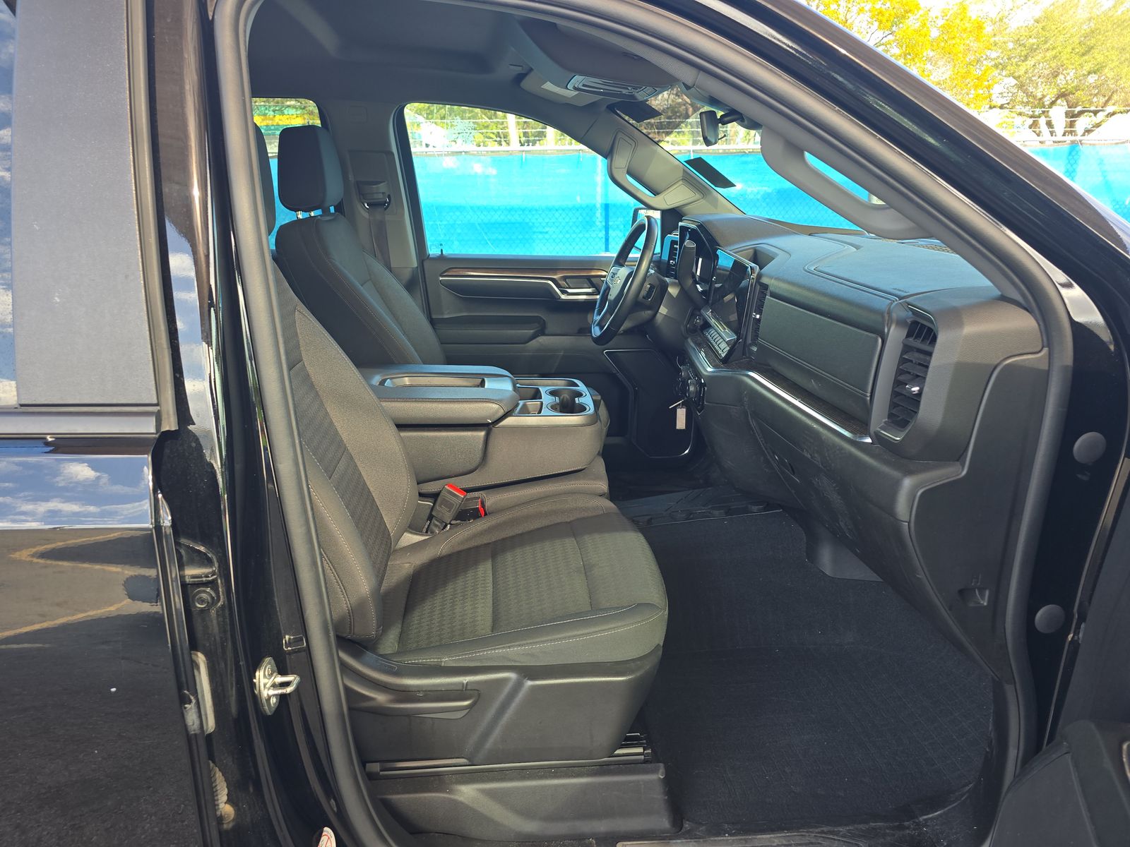 2023 Chevrolet Silverado 1500 LT AWD