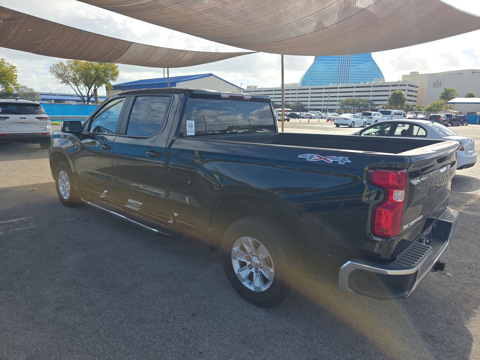 2023 Chevrolet Silverado 1500 LT AWD