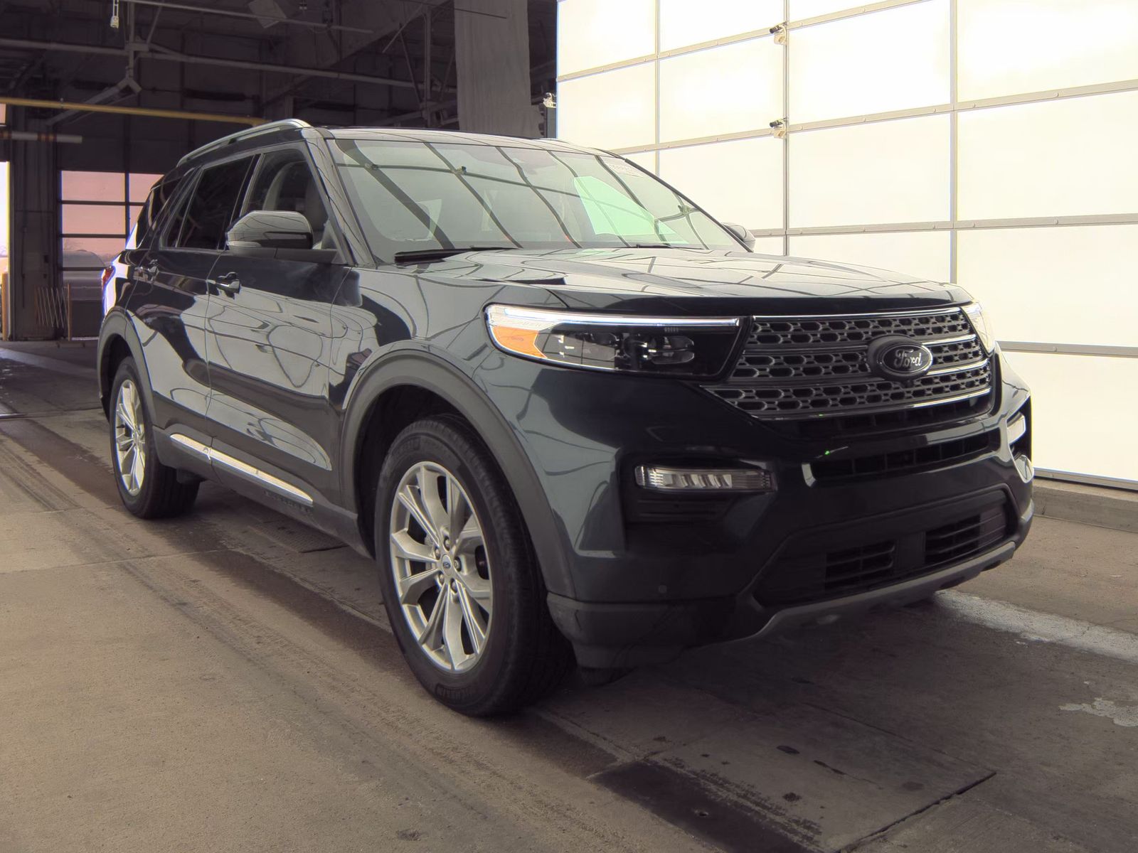 2023 Ford Explorer Limited AWD