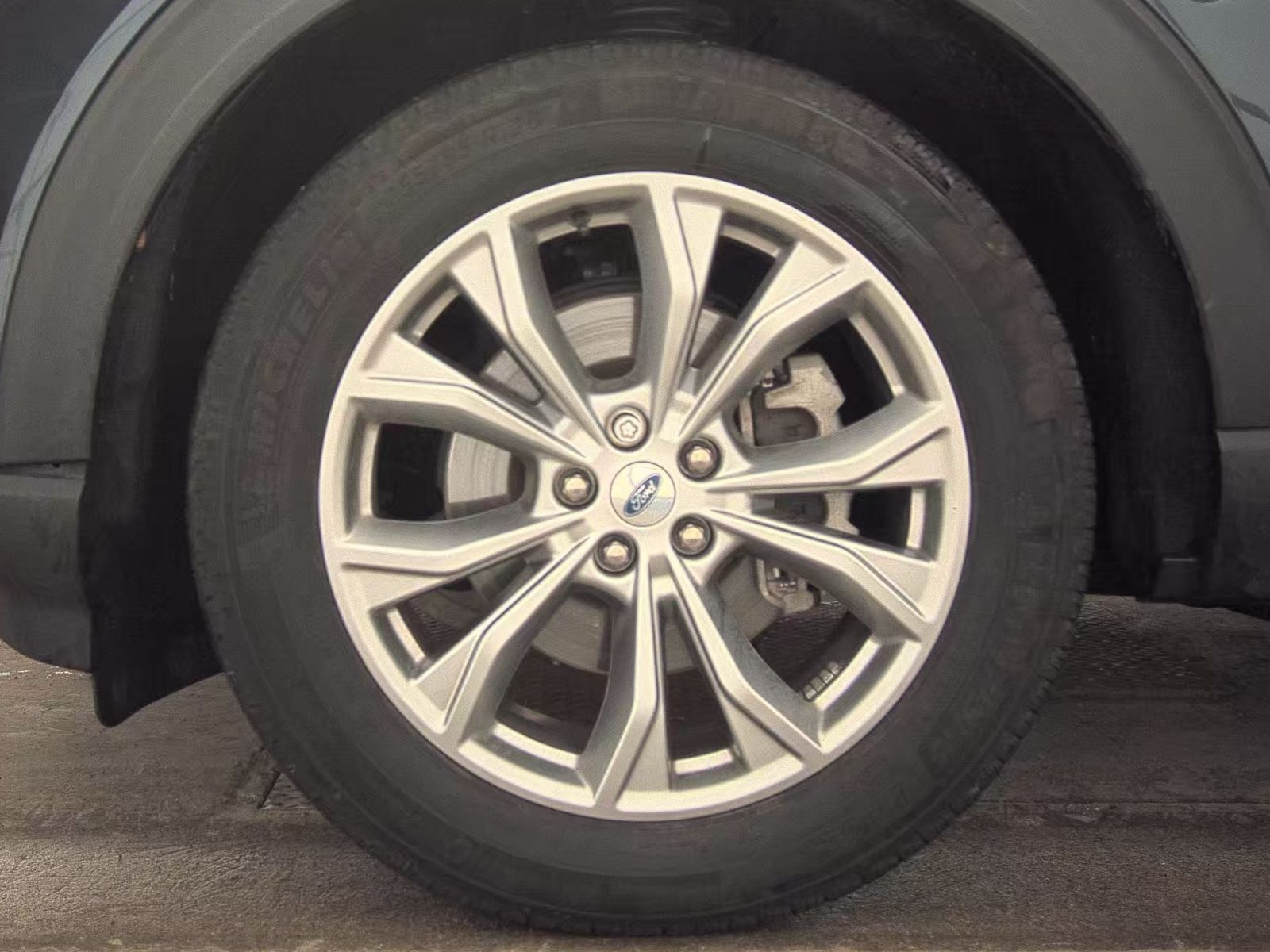 2023 Ford Explorer Limited AWD