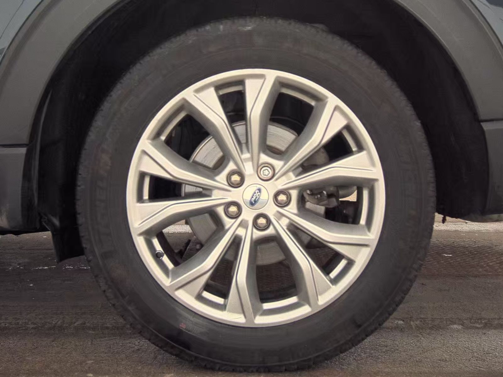 2023 Ford Explorer Limited AWD