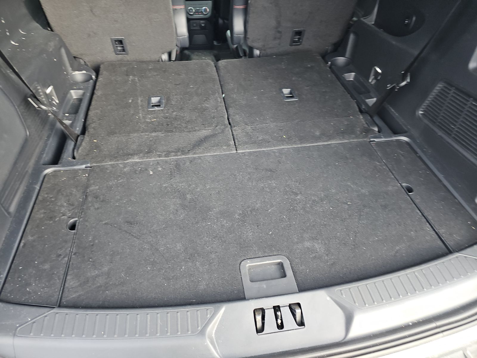 2025 Ford Explorer ST-Line AWD