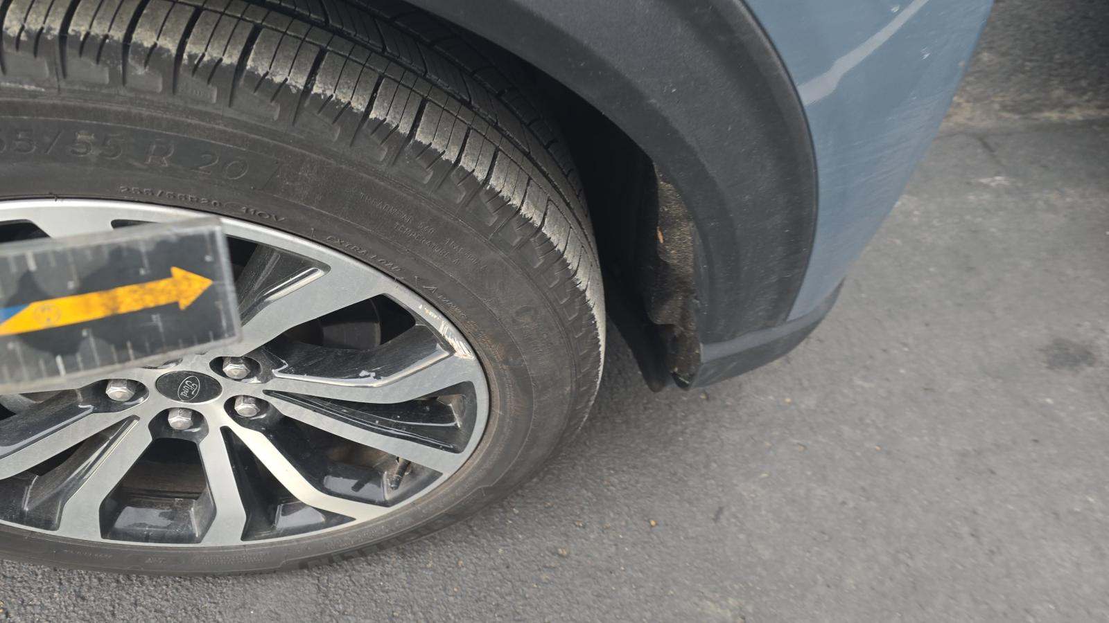 2025 Ford Explorer ST-Line RWD