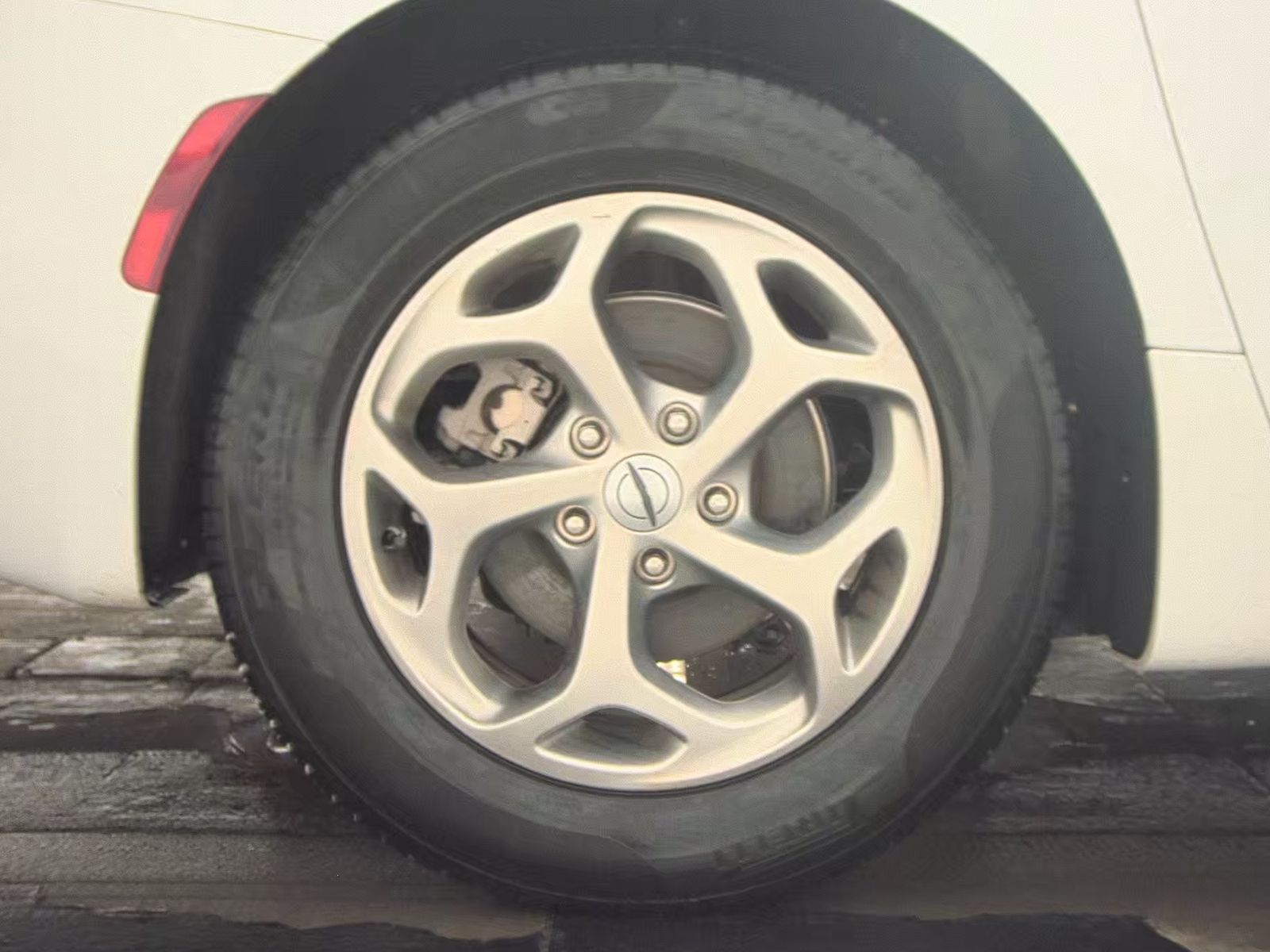 2024 Chrysler Pacifica Limited FWD