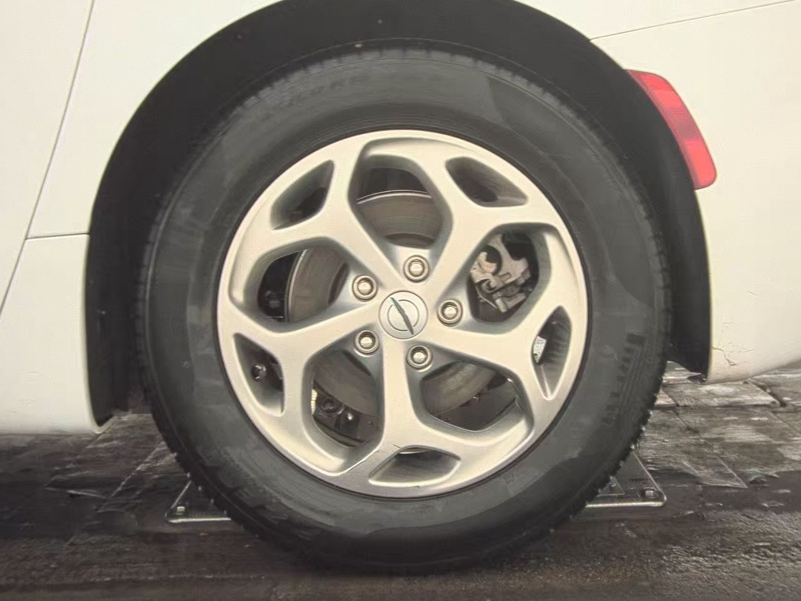 2024 Chrysler Pacifica Limited FWD