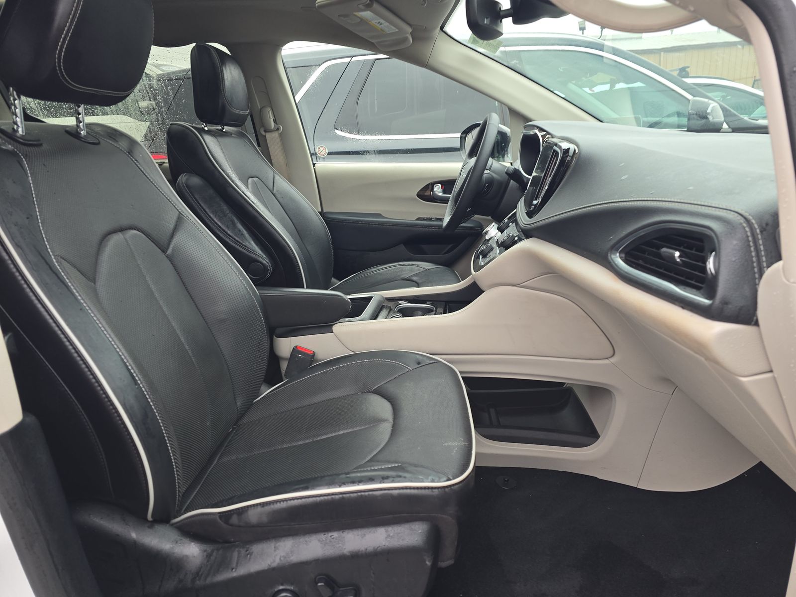 2024 Chrysler Pacifica Limited FWD