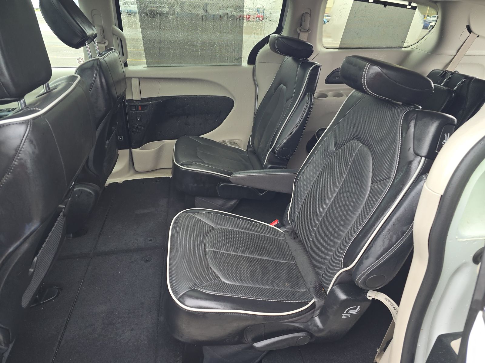 2024 Chrysler Pacifica Limited FWD