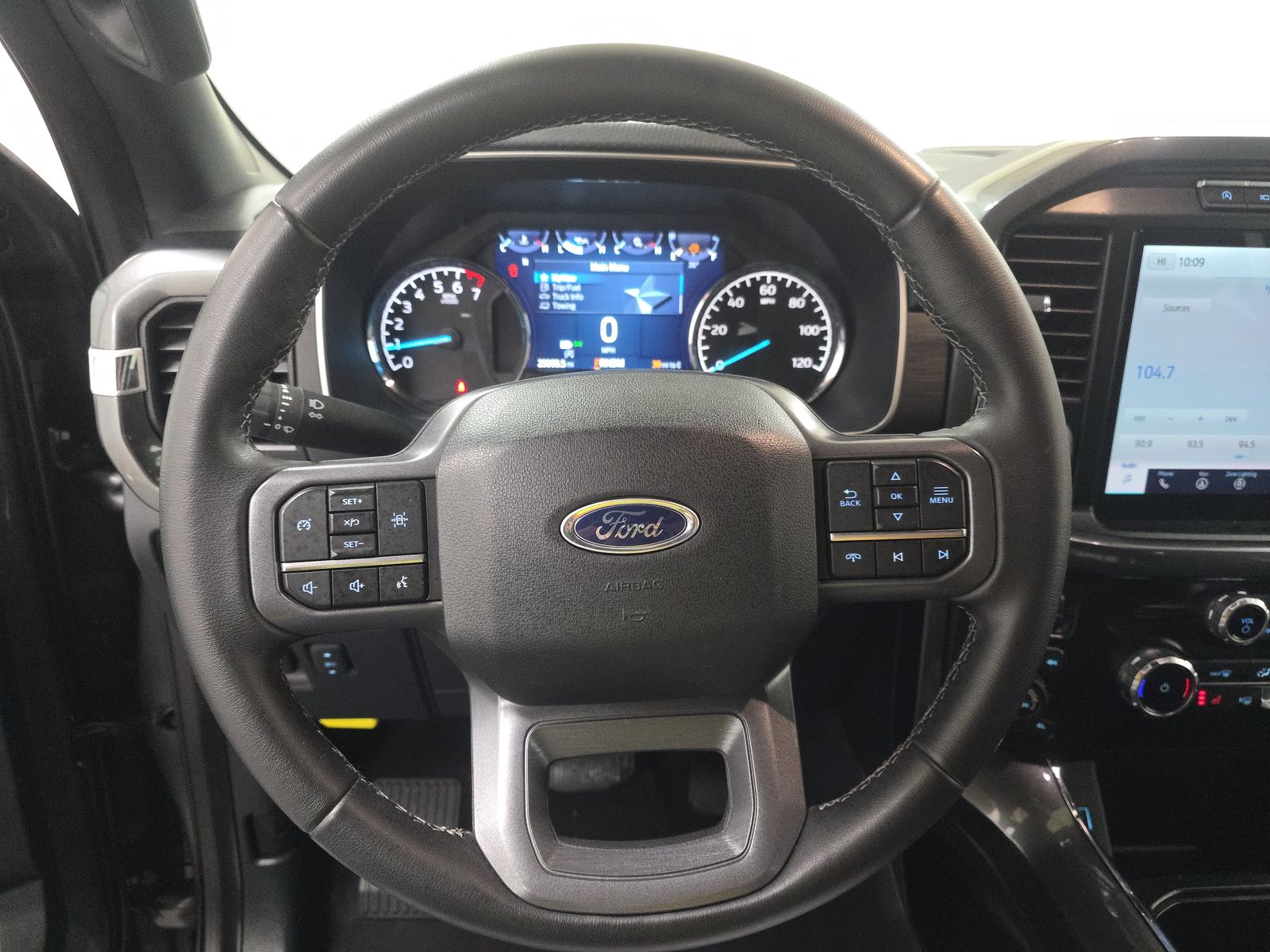 2023 Ford F-150 XLT AWD