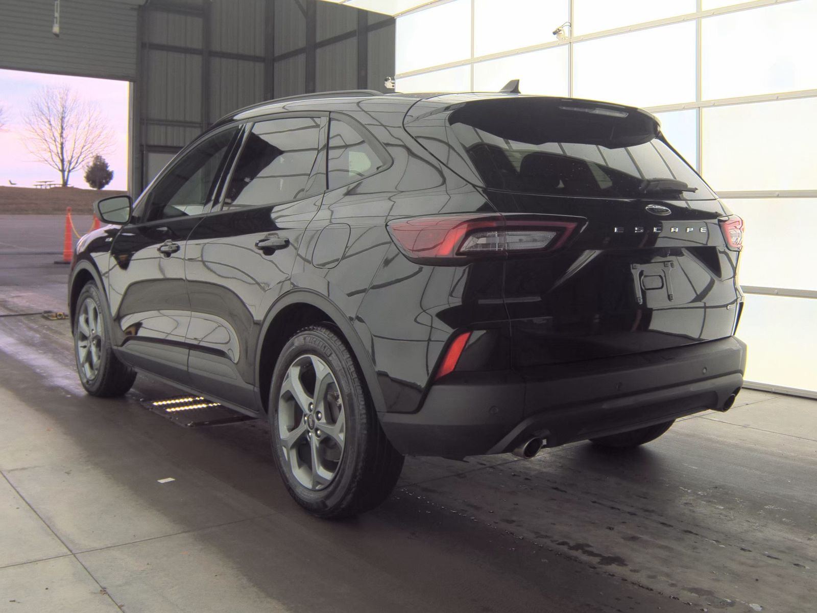 2025 Ford Escape Hybrid ST-Line FWD