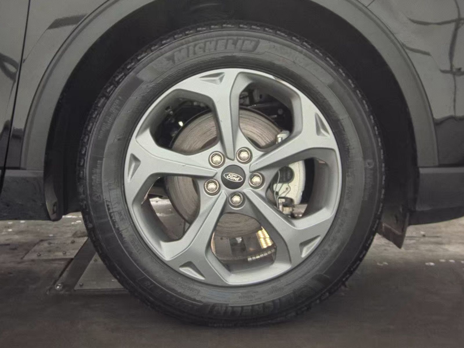 2025 Ford Escape Hybrid ST-Line FWD