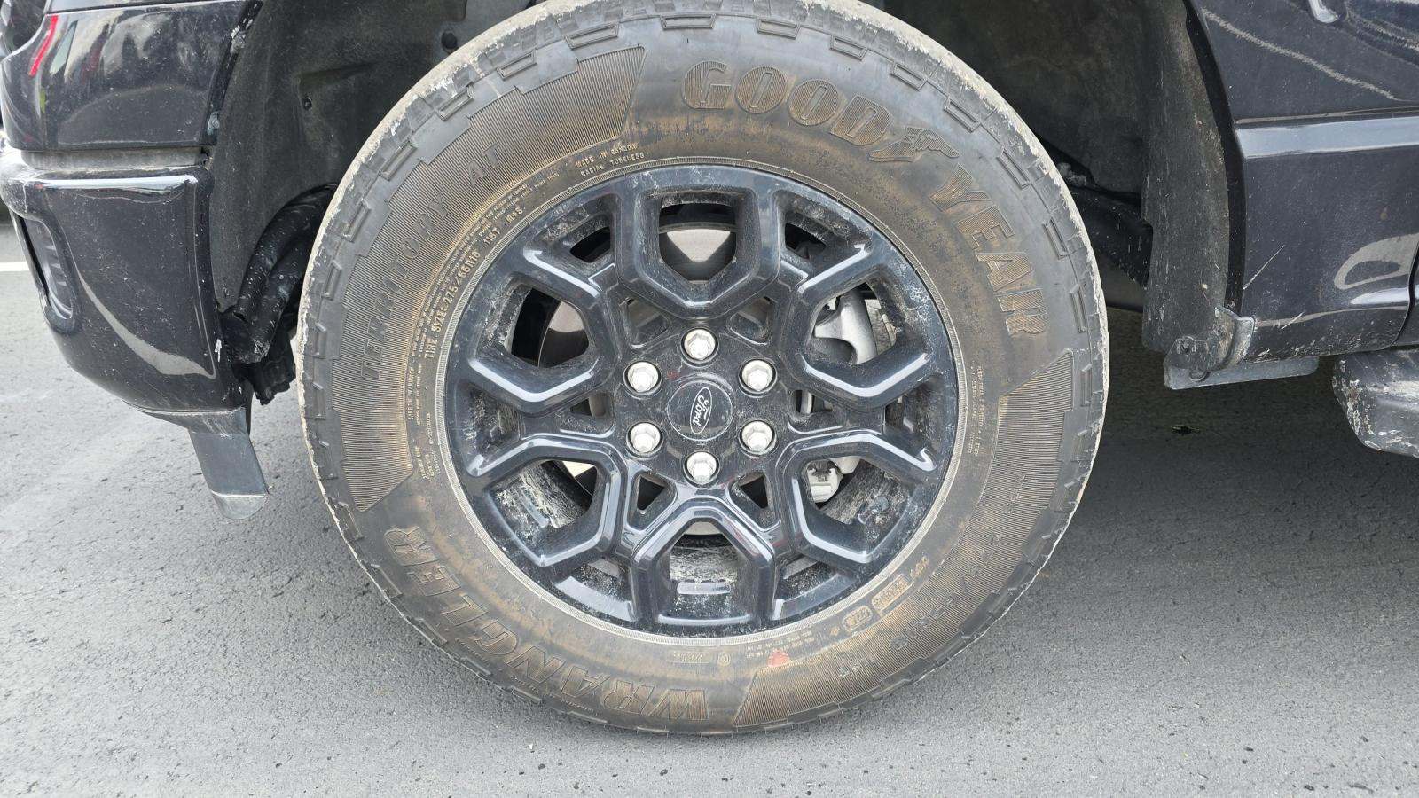 2025 Ford F-150 XLT AWD